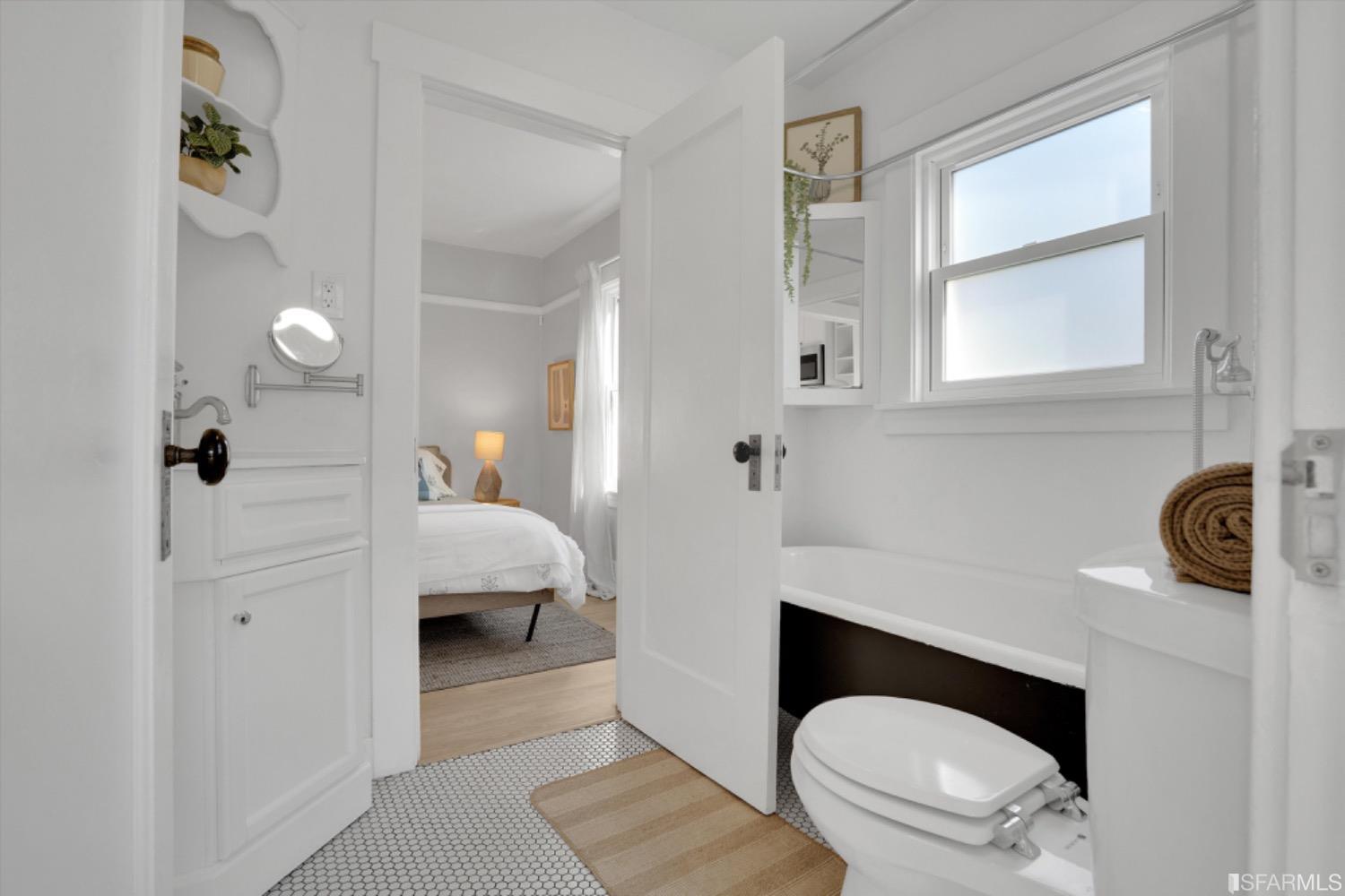 1921 Seventh Street Berkeley, CA 94710 - Photo 20 of 37 a en suite bathroom with a toilet