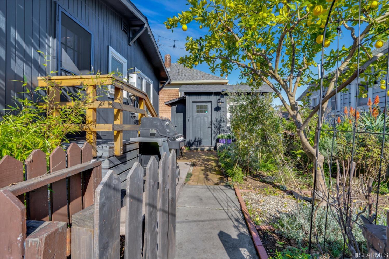 1921 Seventh Street Berkeley, CA 94710 - Photo 27 of 37 a view of an entrance gate of the house