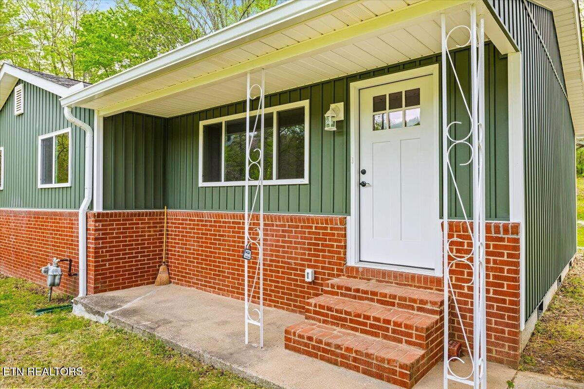 520 West Hill Road Huntsville, TN 37756 - Photo 8 of 32 05-135 Cougar Ridge Pvt Dr