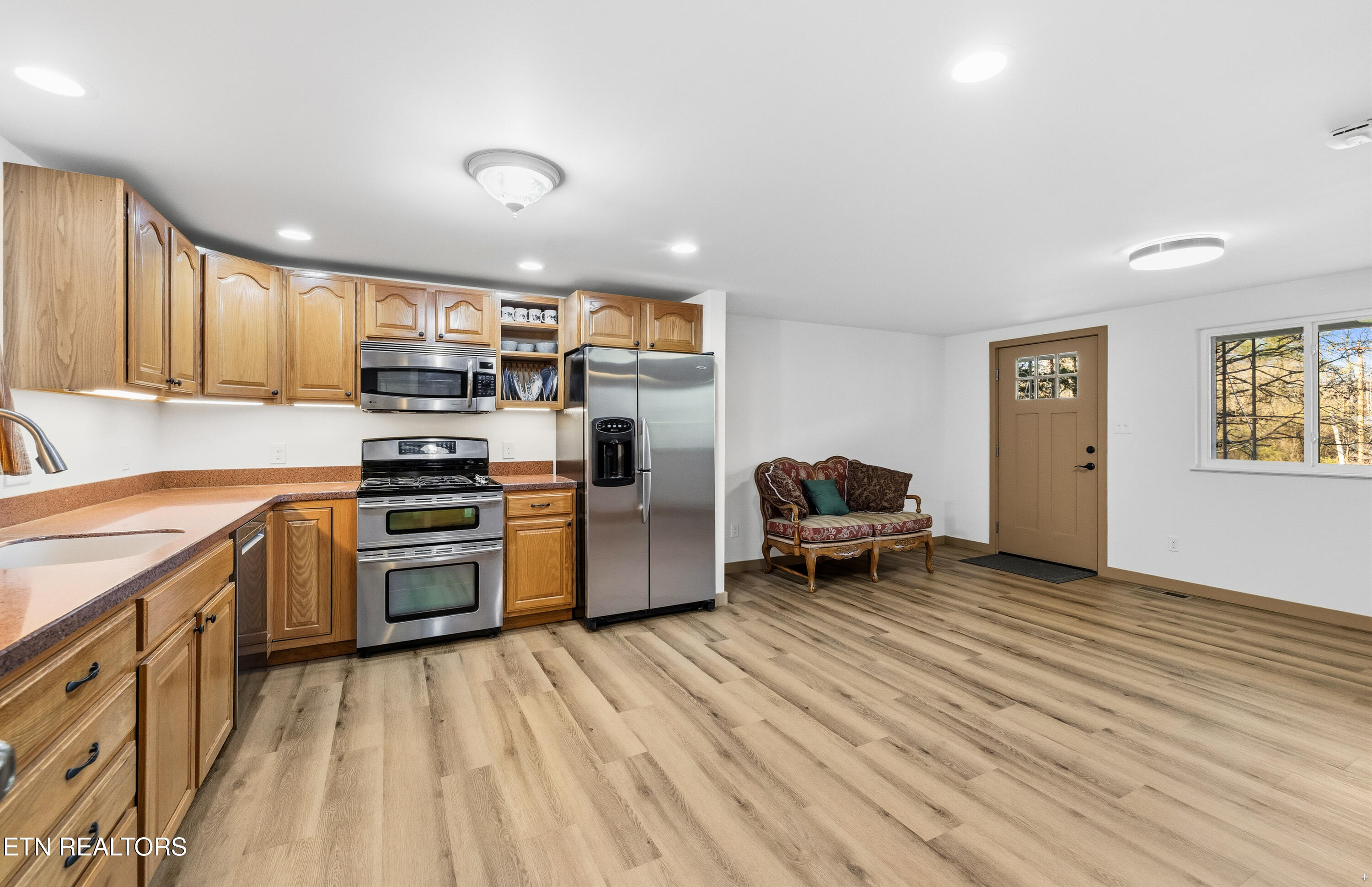 135 Cougar Ridge Huntsville, TN 37756 - Photo 9 of 20 Positive Perceptions-10