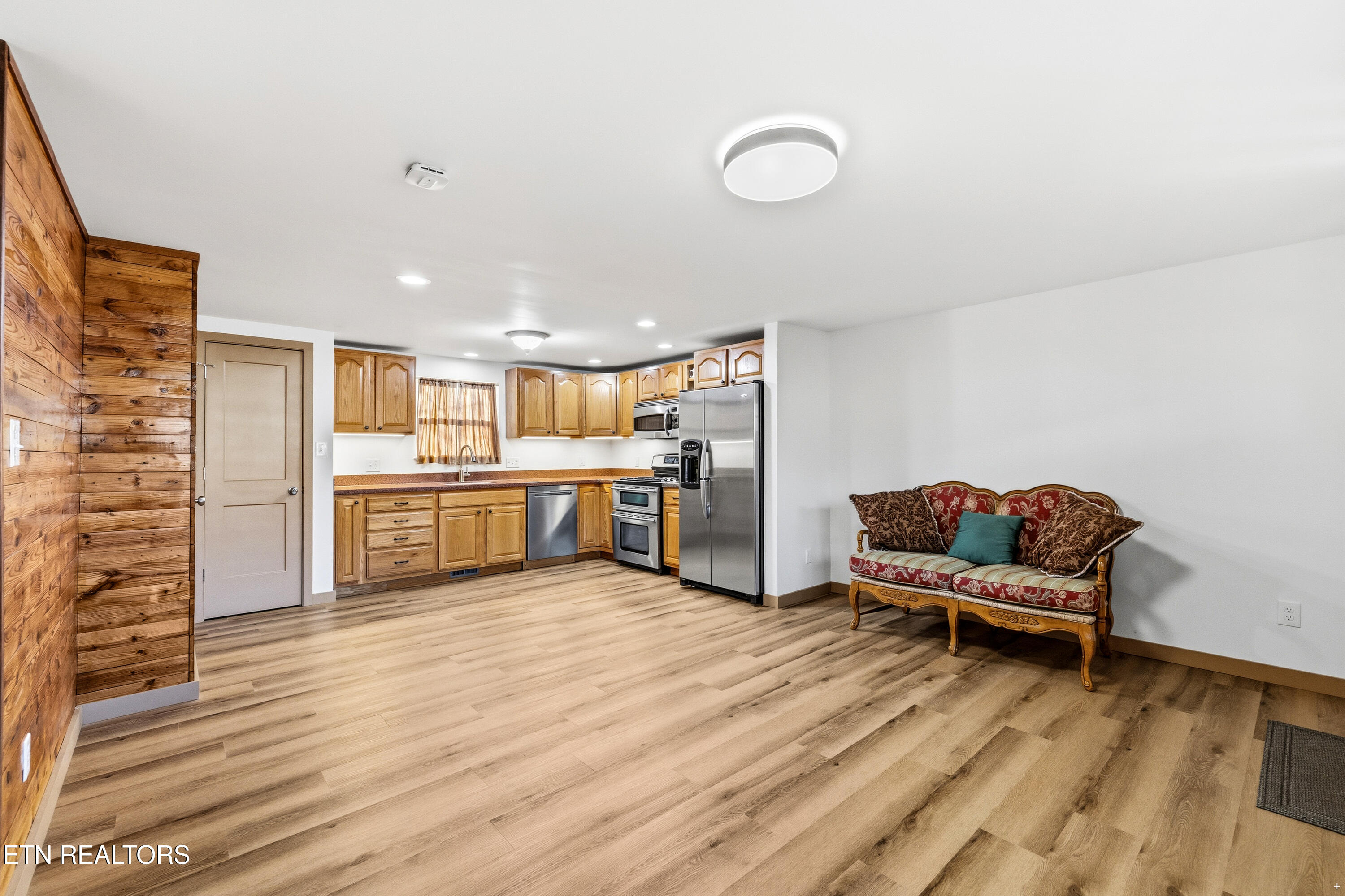 135 Cougar Ridge Huntsville, TN 37756 - Photo 10 of 20 Positive Perceptions-4