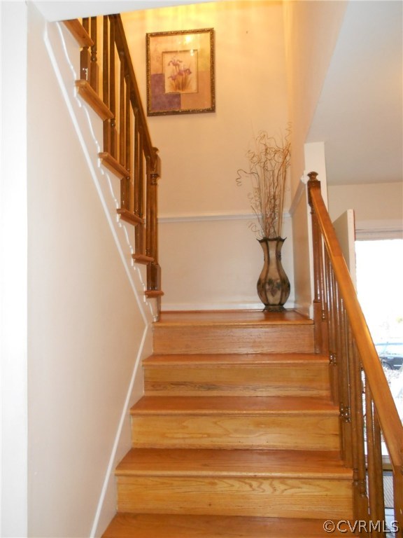 11019 Rockledge Road Richmond, VA 23235 - Photo 20 of 36 a view of entryway