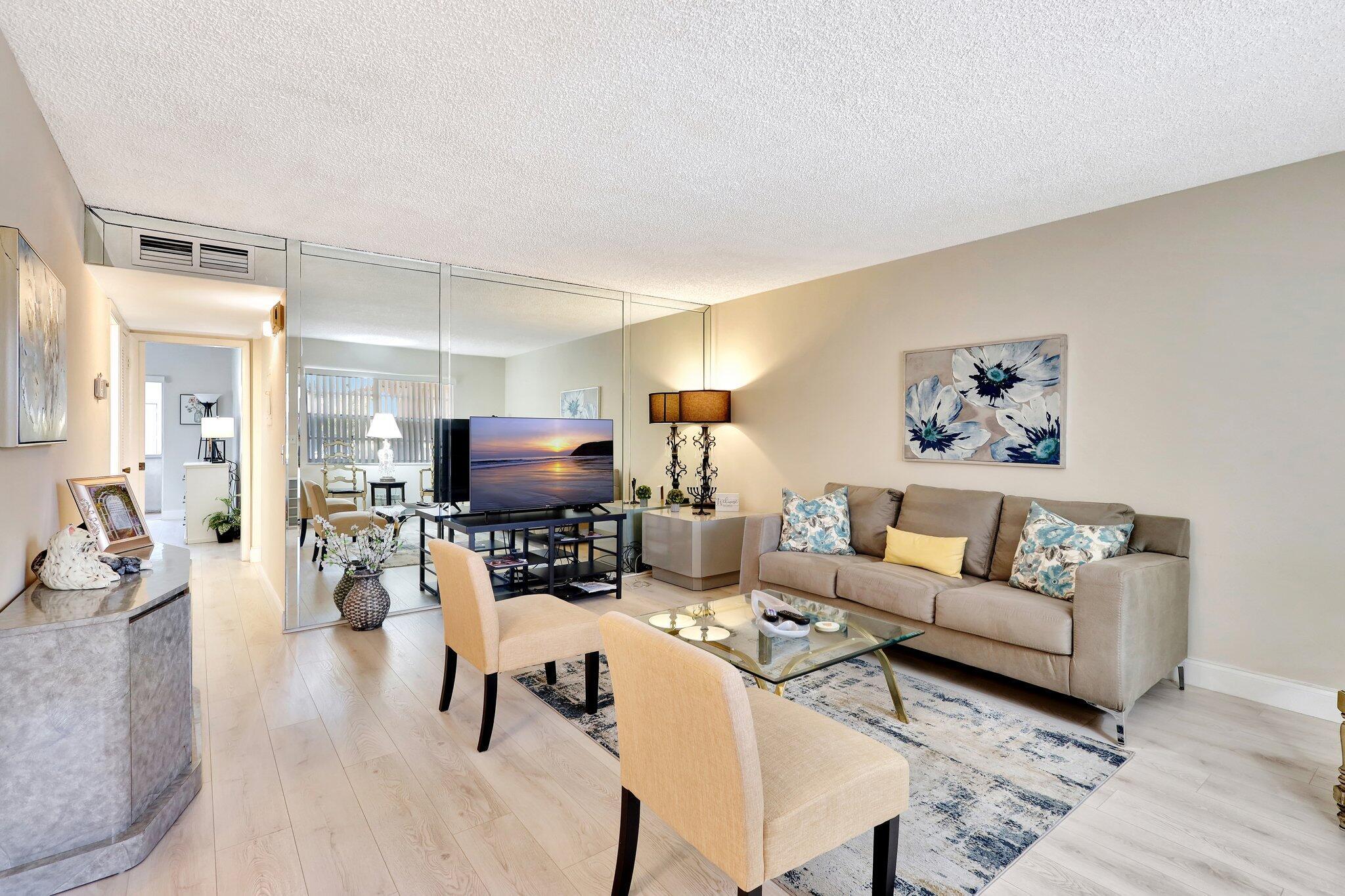 825 East Normandy Delray Beach, Unit R Delray Beach, FL 33484 - Photo 3 of 22 3-web-or-mls-_82A6345