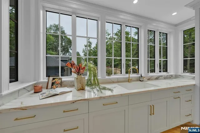 $6,500,000 | 82-84 Watchung Avenue, Montclair, NJ 07043