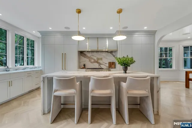 $6,500,000 | 82-84 Watchung Avenue, Montclair, NJ 07043