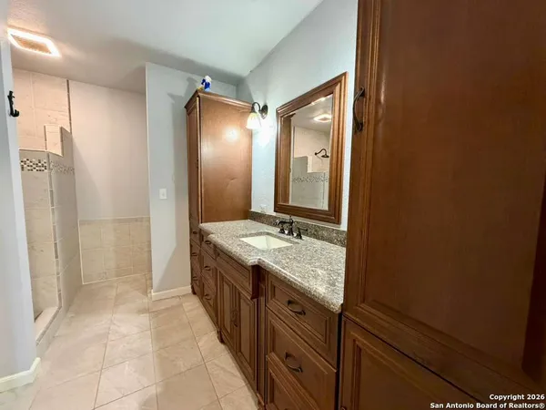 $2,500 | 1213 Camellia Lane, New Braunfels, TX 78130