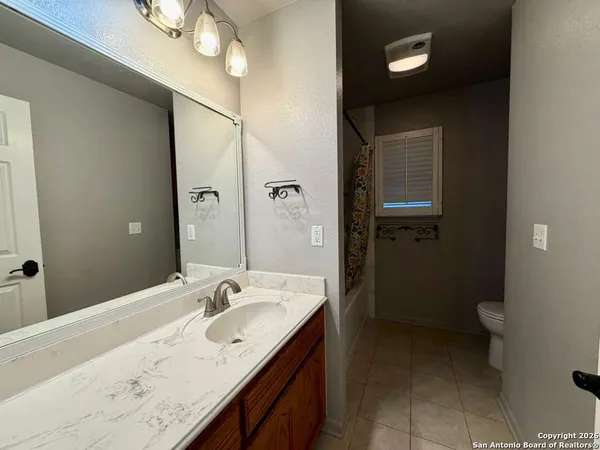 $2,500 | 1213 Camellia Lane, New Braunfels, TX 78130