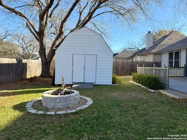 $2,500 | 1213 Camellia Lane, New Braunfels, TX 78130