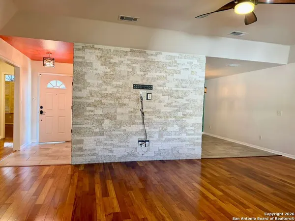 $2,500 | 1213 Camellia Lane, New Braunfels, TX 78130