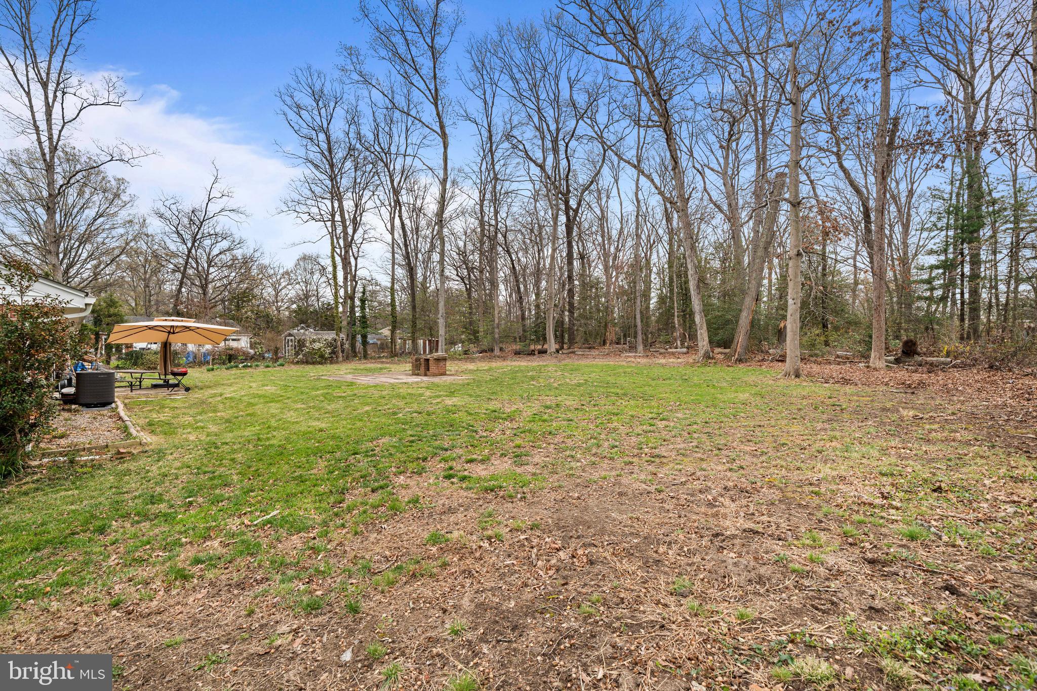 1303 Jefferson Road Fort Washington, MD 20744 - Photo 27 of 29 a backyard of a house with lots of green space