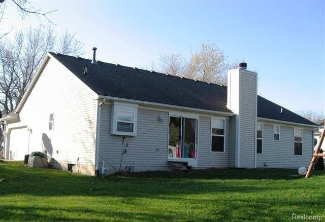 11477 34 Mile Road Romeo, MI 48065 - Photo 17 of 21 Back of house.jpg