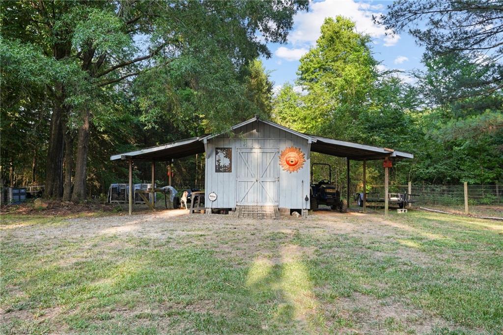 1715 Regan Road Lexington, NC 27292 - Photo 40 of 45