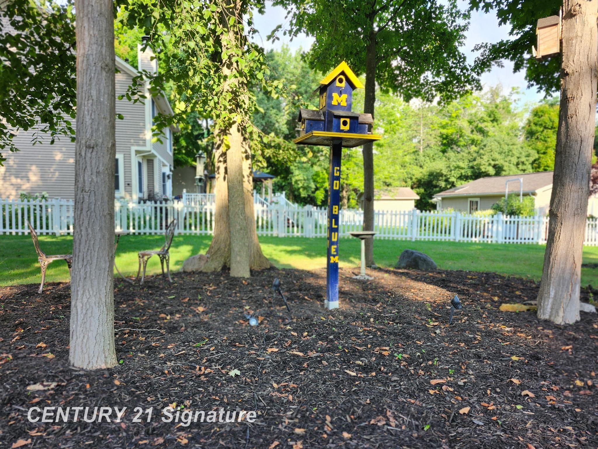 743 East River Road Flushing, MI 48433 - Photo 25 of 26