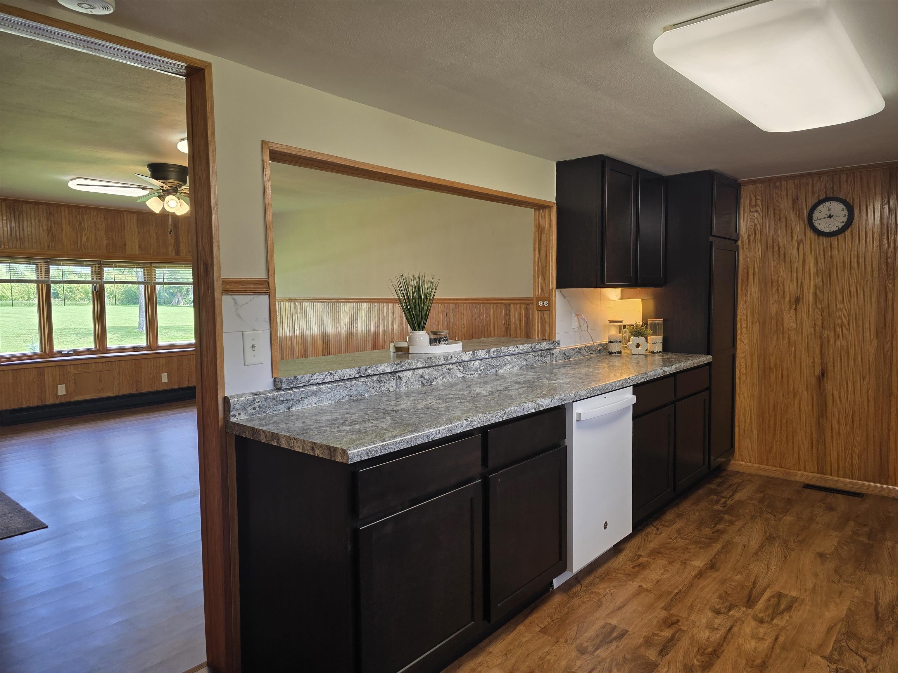 4850 Fielding Road Rockford, IL 61102 - Photo 16 of 52
