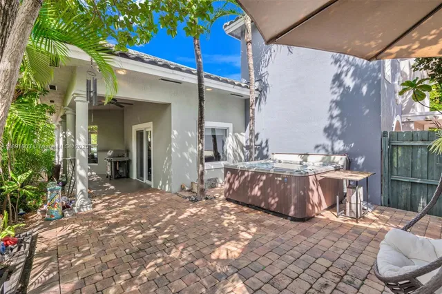 a view of a outdoor space