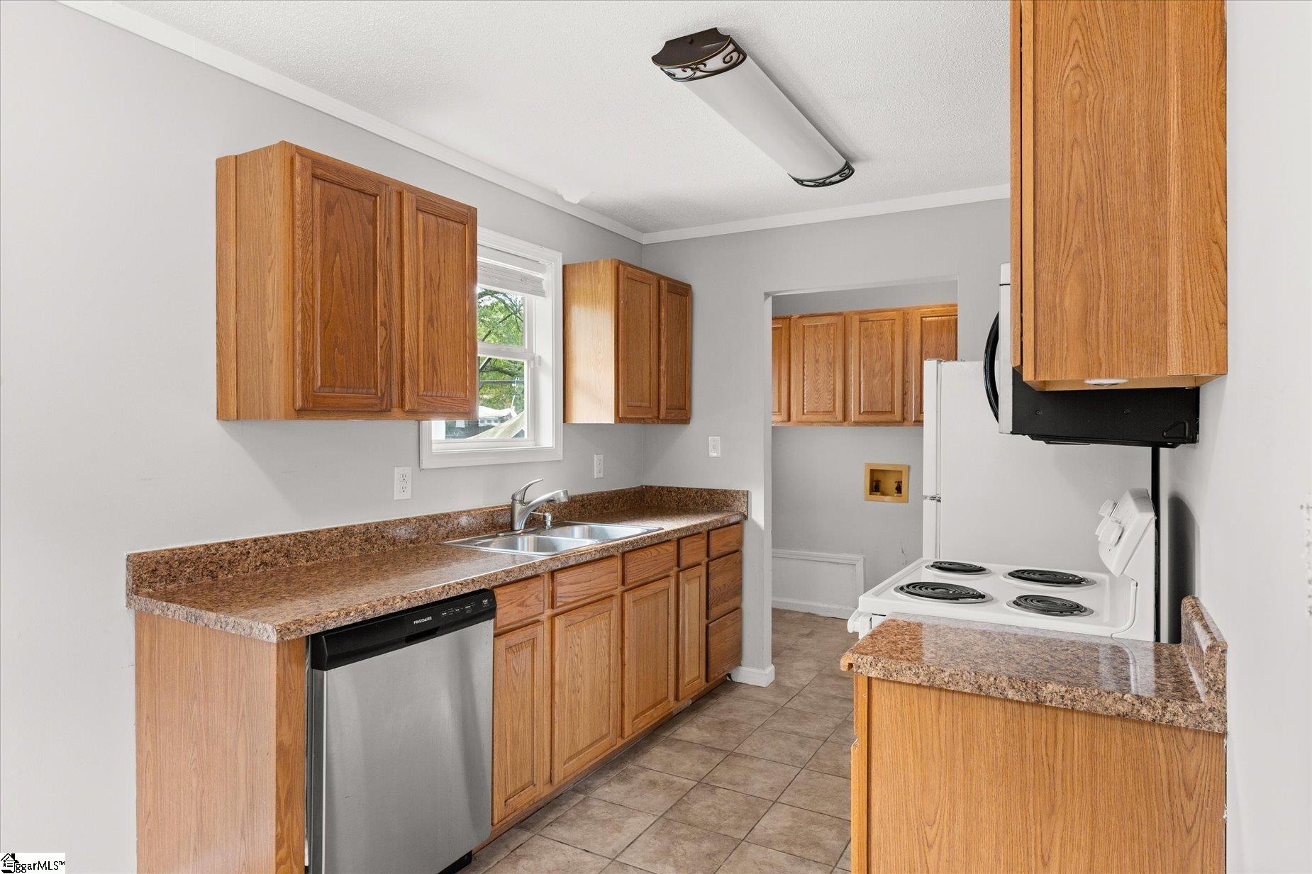 2614 Brushy Creek Road Greer, SC 29650 - Photo 6 of 20