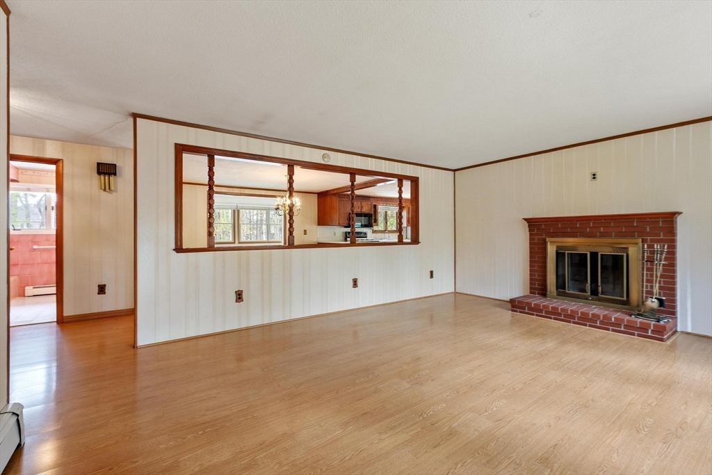 108 Lowell Road Pepperell, MA 01463 - Photo 14 of 34