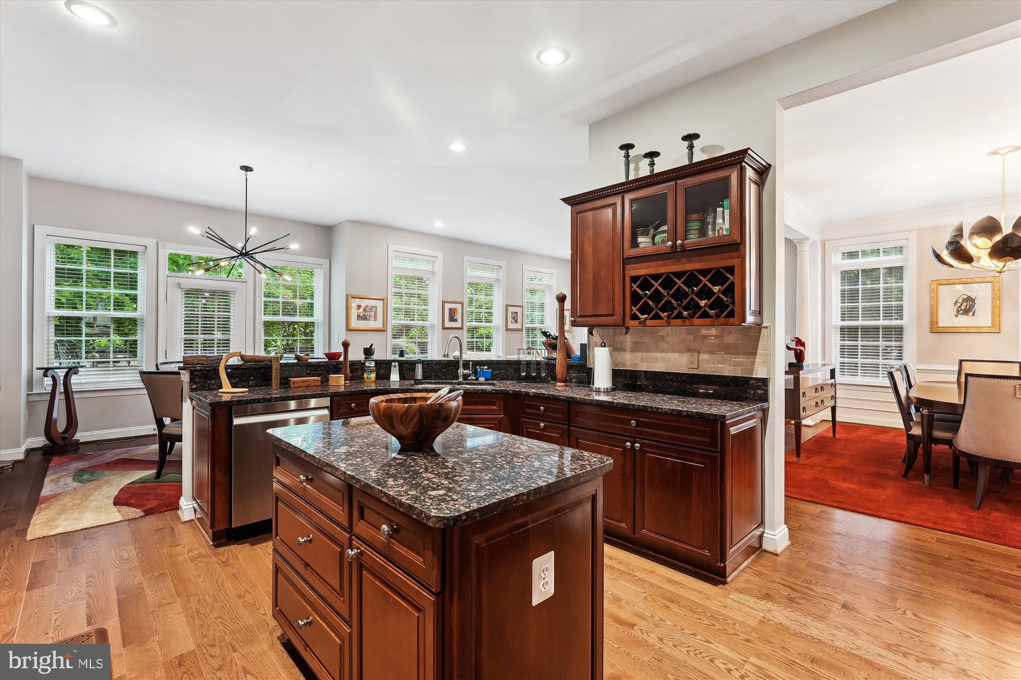 47666 Paulsen Square Sterling, VA 20165 - Photo 26 of 92 Kitchen