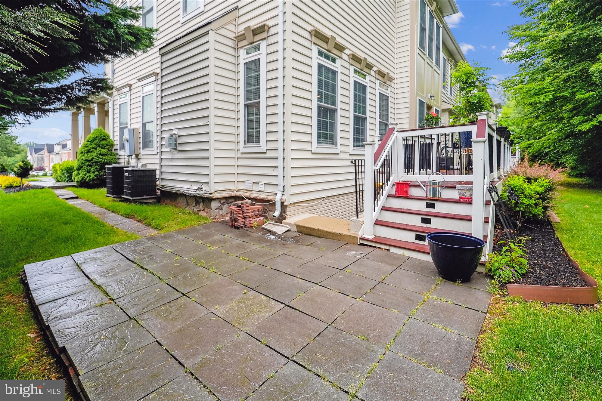 47666 Paulsen Square Sterling, VA 20165 - Photo 37 of 92 Patio