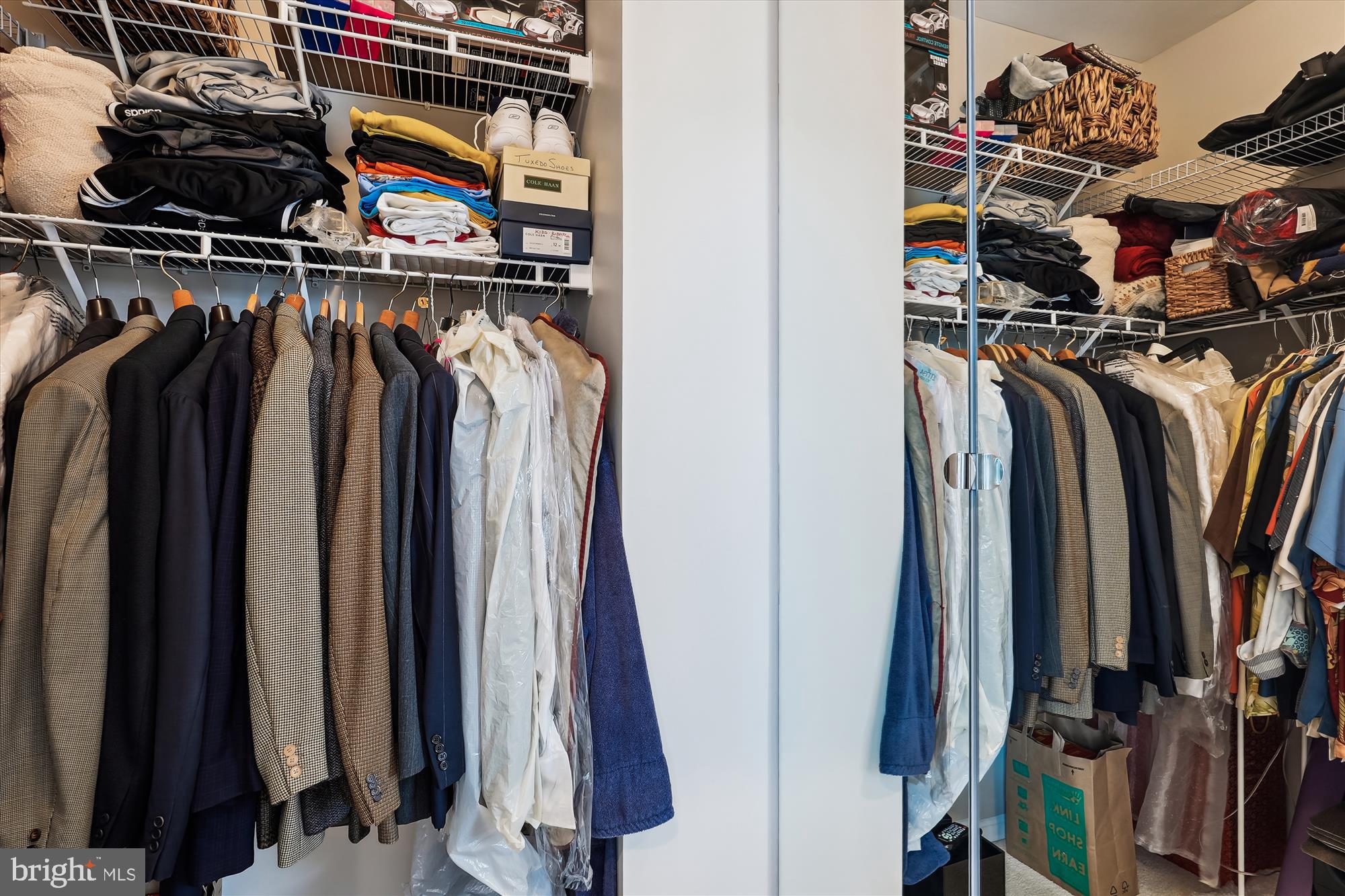 47666 Paulsen Square Sterling, VA 20165 - Photo 61 of 92 Bedroom 3 Walk In Closet