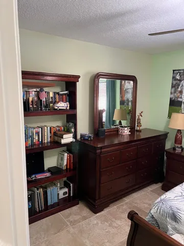 $2,200 | 1602 Lakeview Drive West, Royal Palm Beach, FL 33411