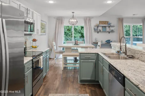 $430,000 | 518 Albemarle Court, Wilmington, NC 28405