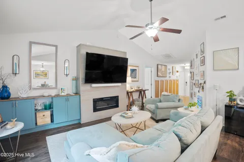 $430,000 | 518 Albemarle Court, Wilmington, NC 28405