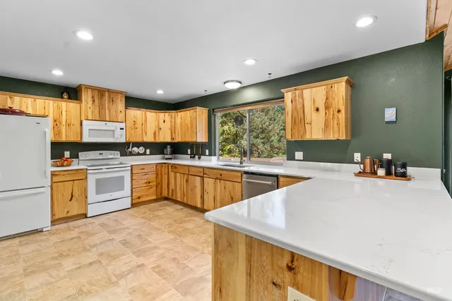 $499,900 | 131 Votech Lane, Elk River, ID 83827