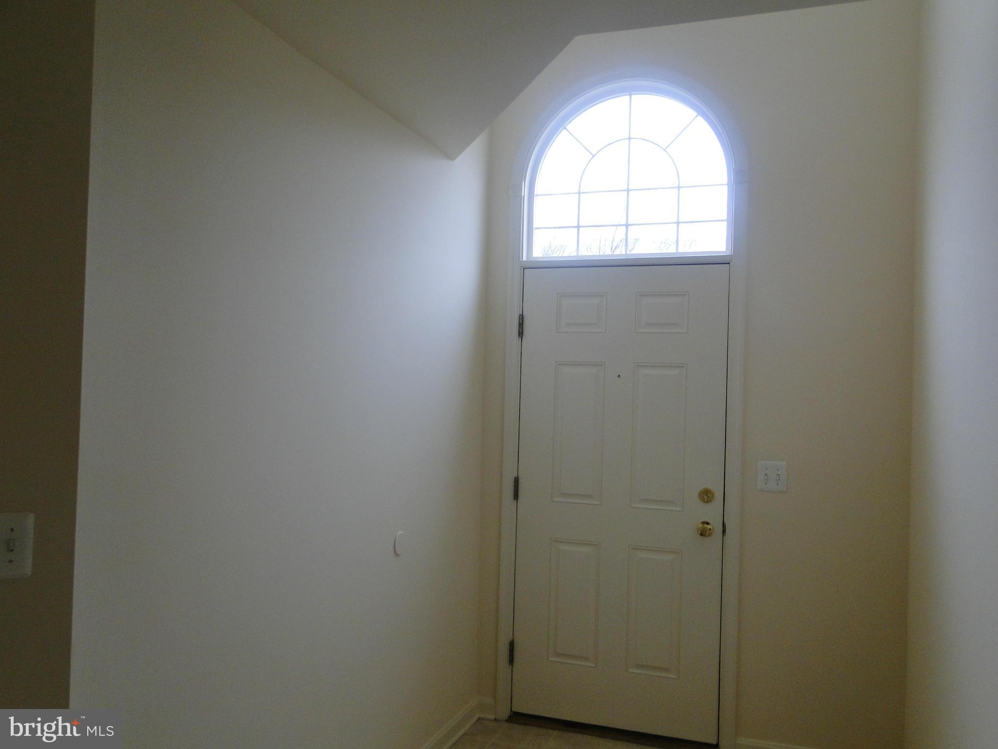 4027 Cutty Sark Road Middle River, MD 21220 - Photo 4 of 28 Front Door