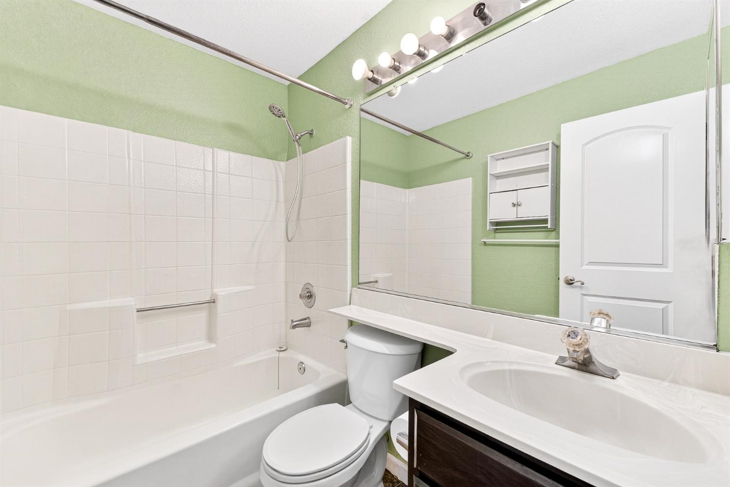 208 Shady Valley Court Rio Linda, CA 95673 - Photo 16 of 32