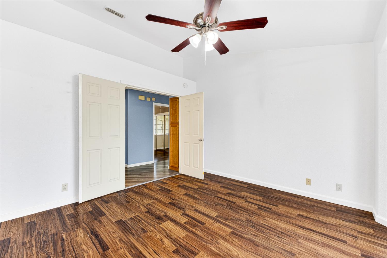 208 Shady Valley Court Rio Linda, CA 95673 - Photo 19 of 32