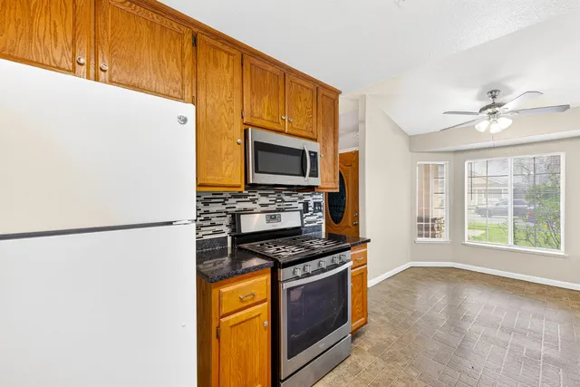 $385,000 | 208 Shady Valley Court, Rio Linda, CA 95673