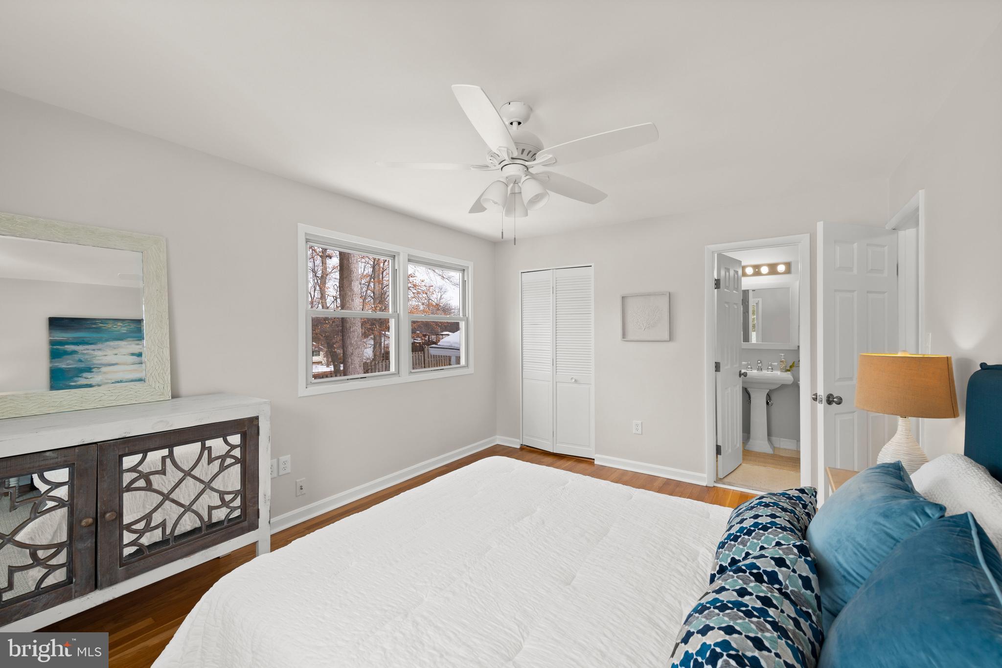 8120 Old Oaks Drive Springfield, VA 22152 - Photo 34 of 57 Walk in closet too!