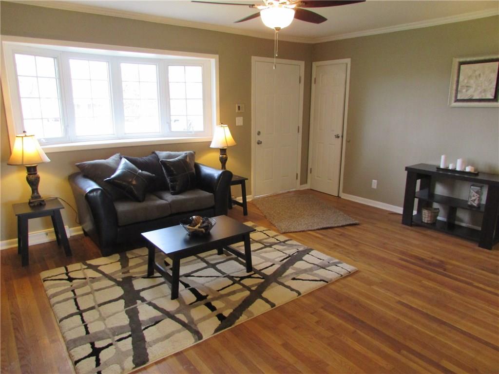 7335 Milhouse Road Indianapolis, IN 46221 - Photo 3 of 22
