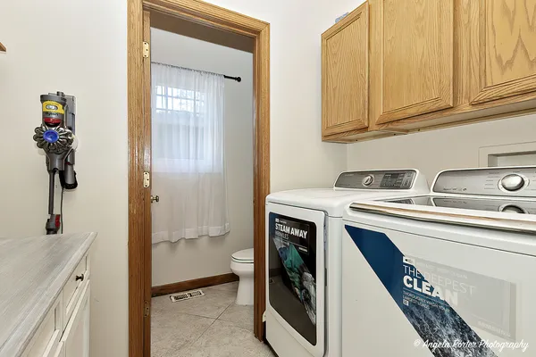 $2,550 | 2155 North Millstone Drive, Lake Villa, IL 60046