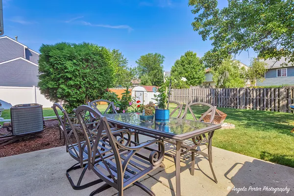 $2,550 | 2155 North Millstone Drive, Lake Villa, IL 60046