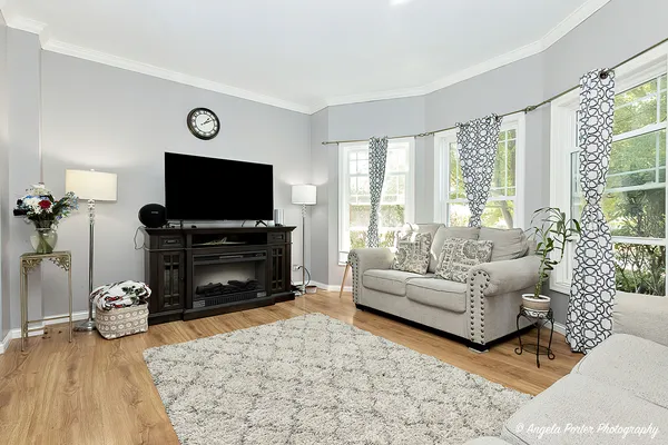 $2,550 | 2155 North Millstone Drive, Lake Villa, IL 60046