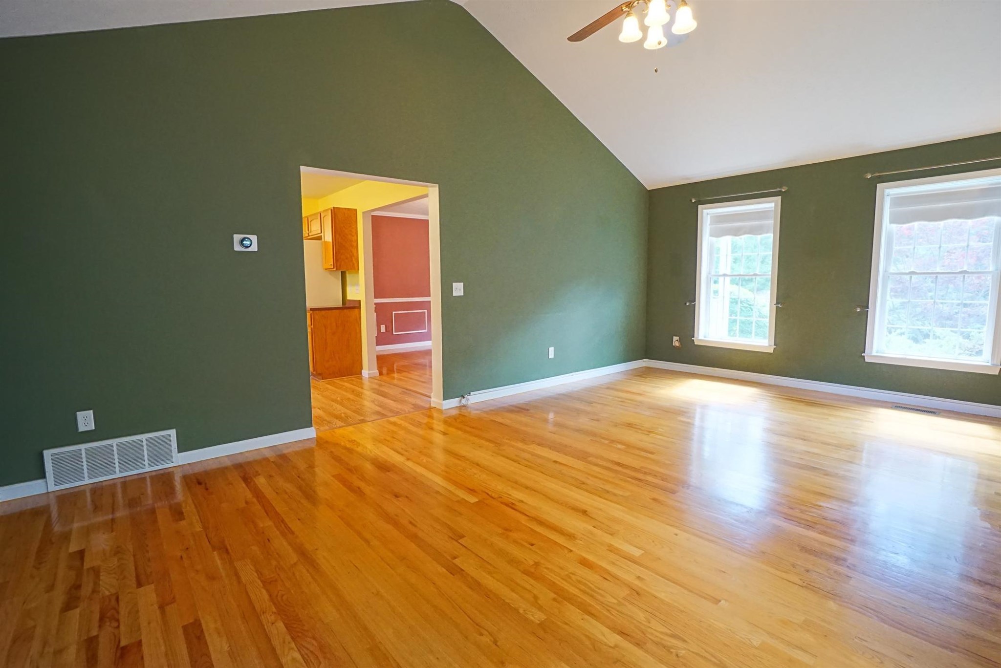 2 Augusta Way Litchfield, NH 03052 - Photo 11 of 40