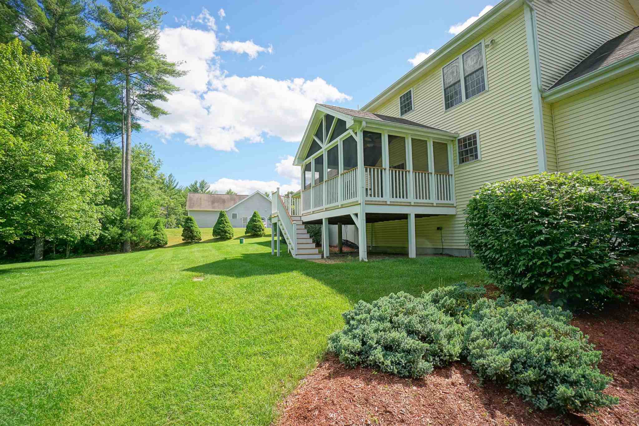2 Augusta Way Litchfield, NH 03052 - Photo 36 of 40
