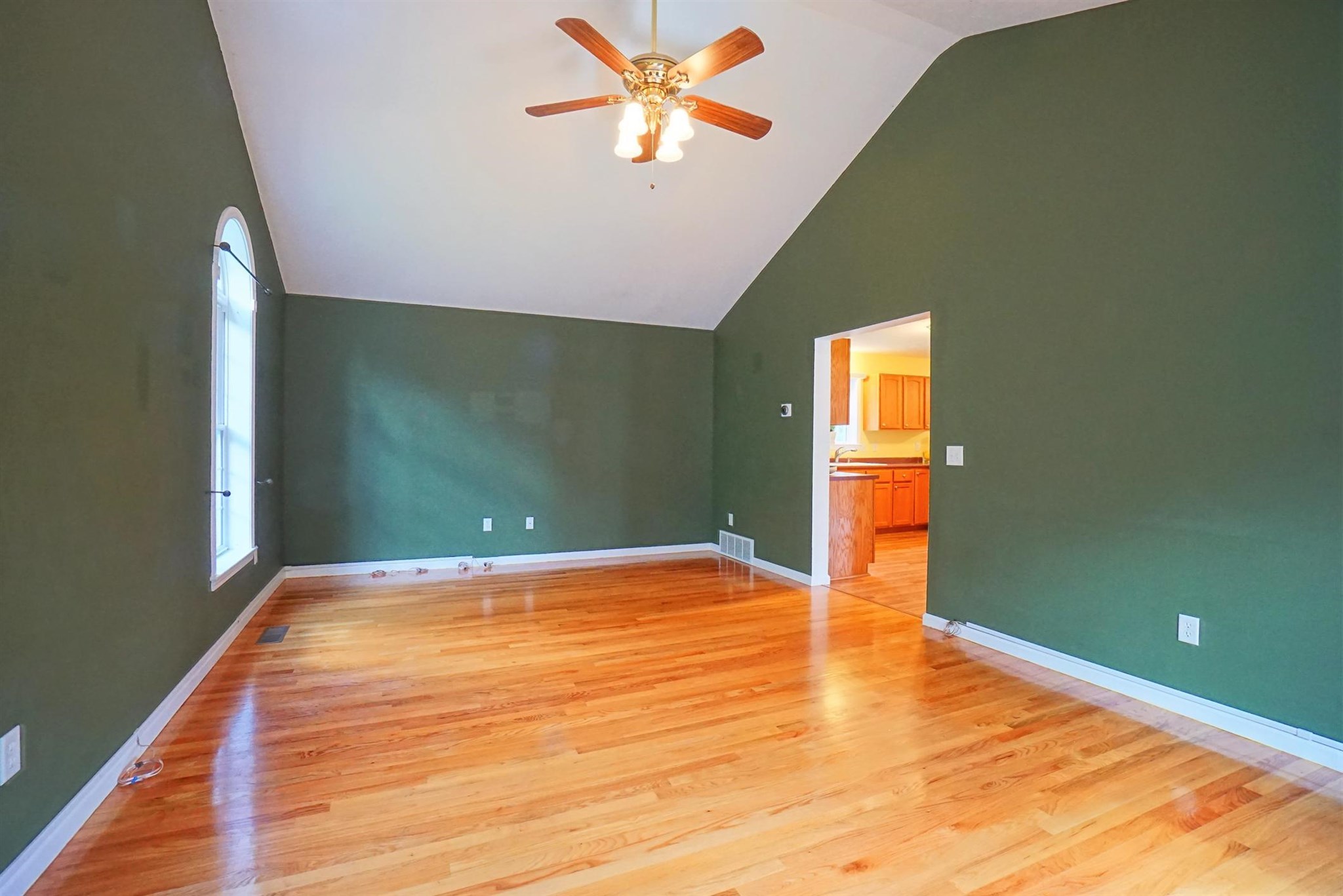 2 Augusta Way Litchfield, NH 03052 - Photo 10 of 40