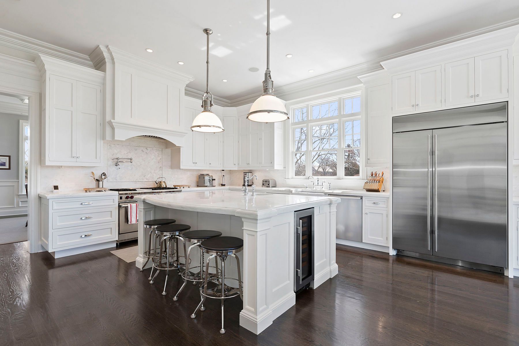 27 Jones Road East Hampton, NY 11937 - Photo 9 of 21