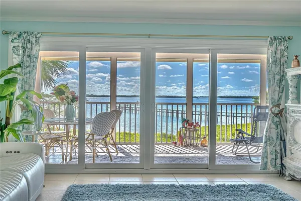 $650,000 | 749 Manatee Avenue, Unit 749, Holmes Beach, FL 34217