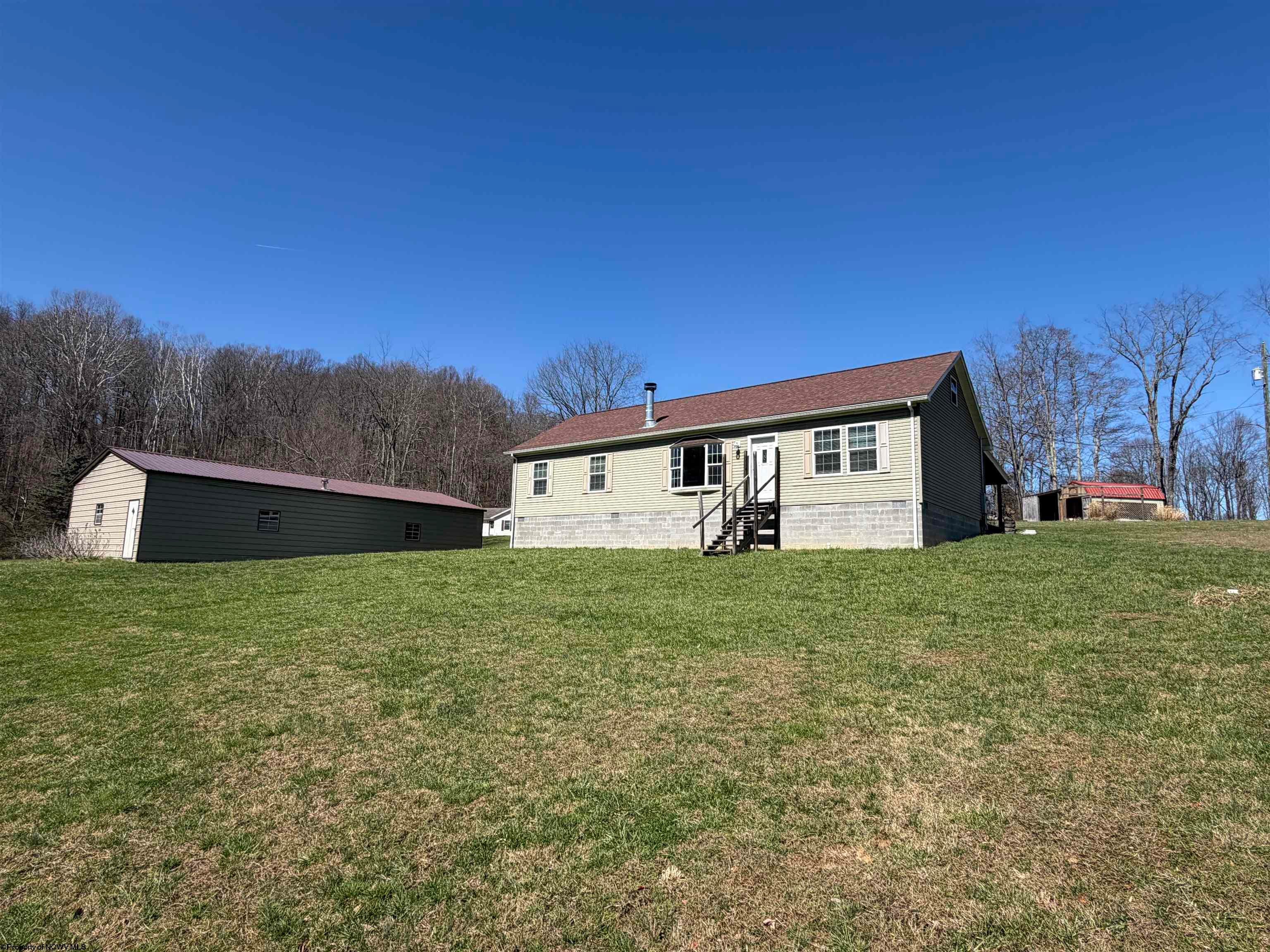 27 Edinburgh Rivesville, WV 26588 - Photo 1 of 3 Gallery Image 1