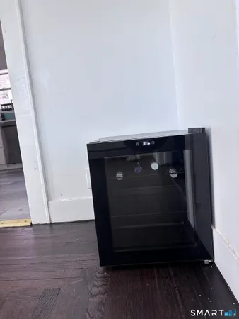 $3,500 | 94 Prospect Avenue, West Haven, CT 06516