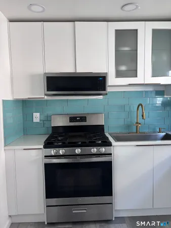 $3,500 | 94 Prospect Avenue, West Haven, CT 06516