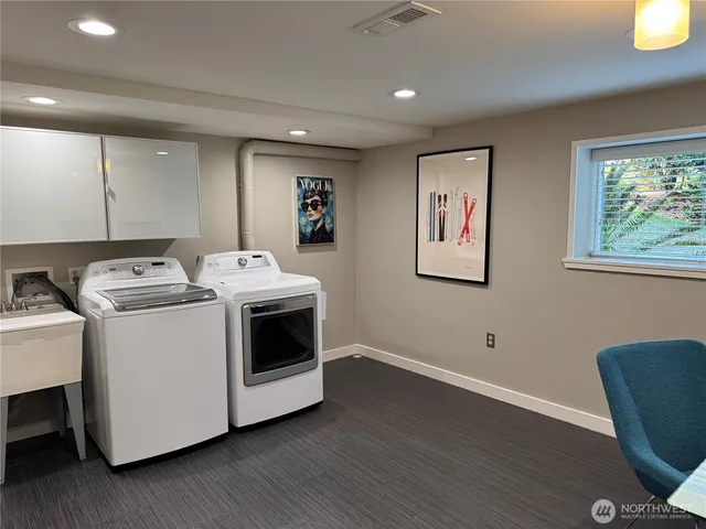 $6,200 | 12442 Northeast 6th Place, Bellevue, WA 98005