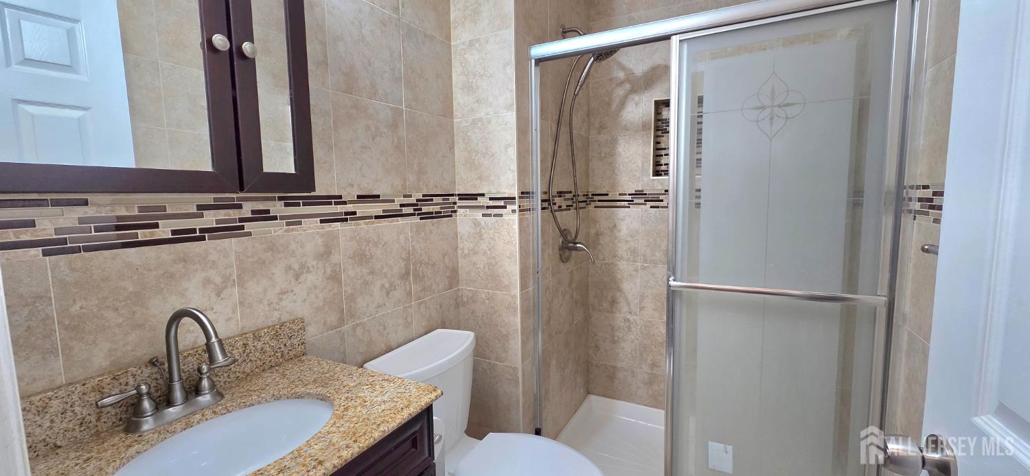 44 Azalea Court Monmouth Junction, NJ 08852 - Photo 7 of 21