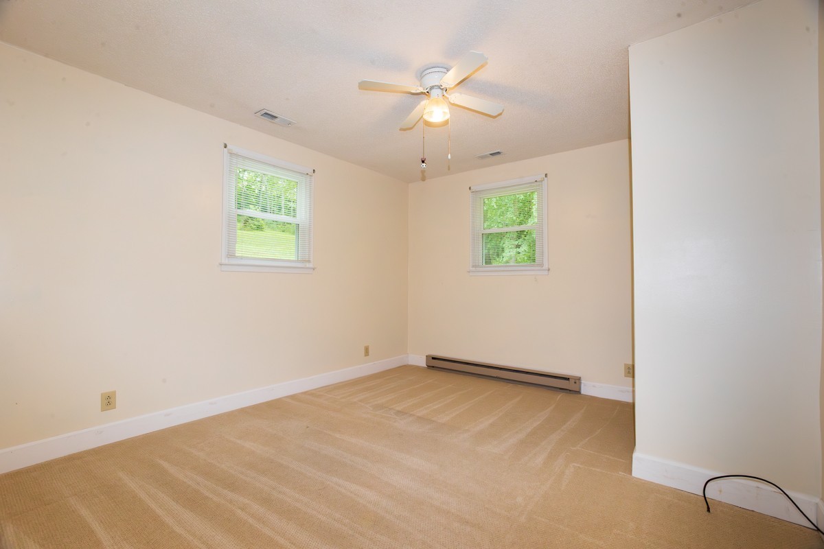 266 Denny Road Clarksville, TN 37043 - Photo 17 of 52