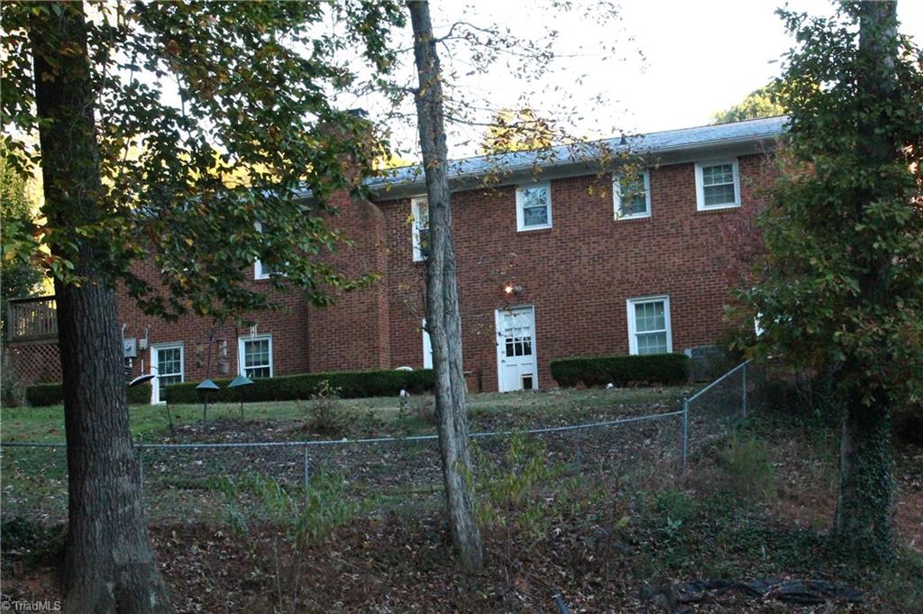 207 Pine Ridge Drive High Point, NC 27262 - Photo 25 of 30 Gallery Image 25