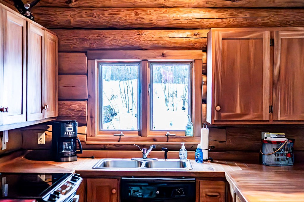 N9075 Forest Road Deerbrook, WI 54424 - Photo 10 of 53 Gallery Image 10